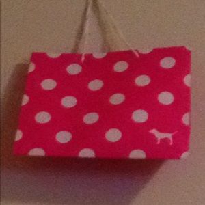 Meet your Posher, Miyaa